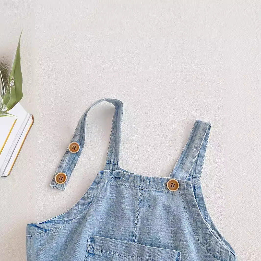 Ensemble d’Été Unisexe pour Bébé – T-Shirt à Motif Ourson et Salopette en Jean Léger