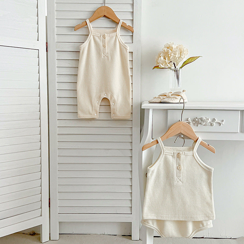 Ensemble d’Été Bébé en Coton Gaufré – Débardeur et Bloomer Assortis