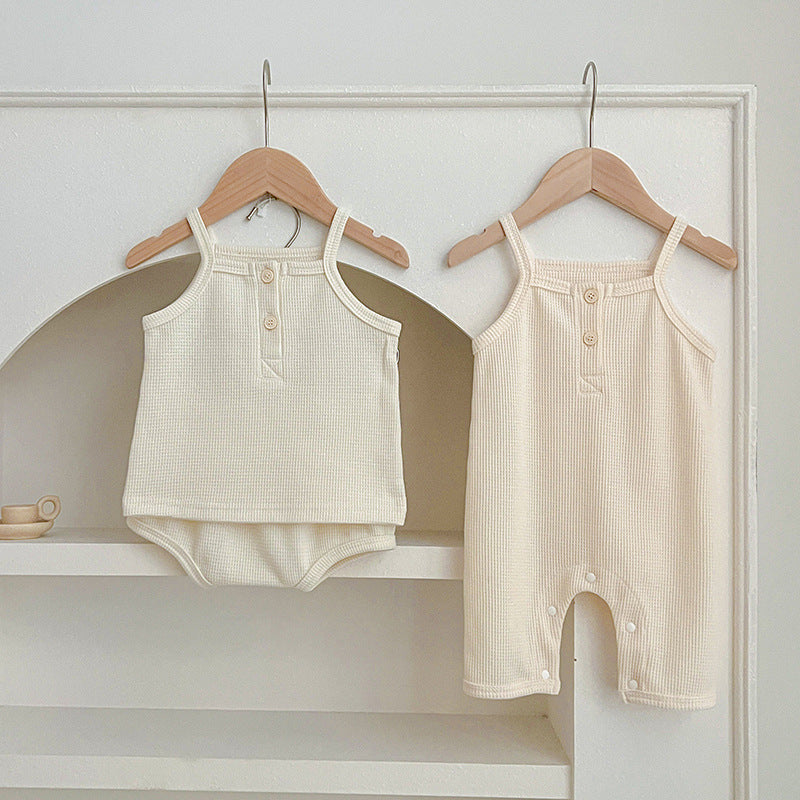 Ensemble d’Été Bébé en Coton Gaufré – Débardeur et Bloomer Assortis